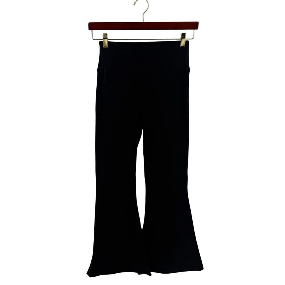 Zenana Womens Flare Leggings Size Large Black Raw Hem Bell Bottom Stretch